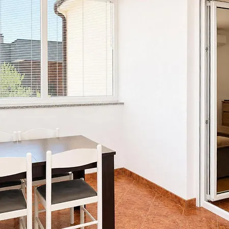 3 Bedroom Stunning In Апартаменты