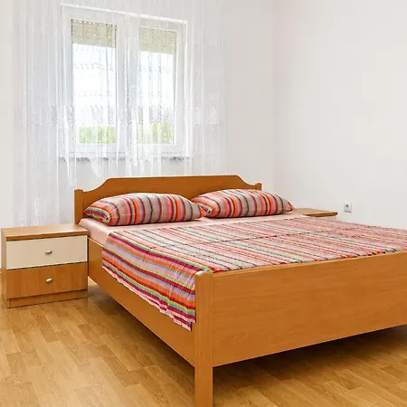 3 Bedroom Stunning In Апартаменты *